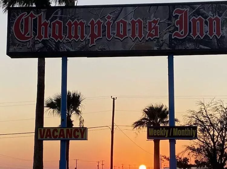 Motelli Champions Inn