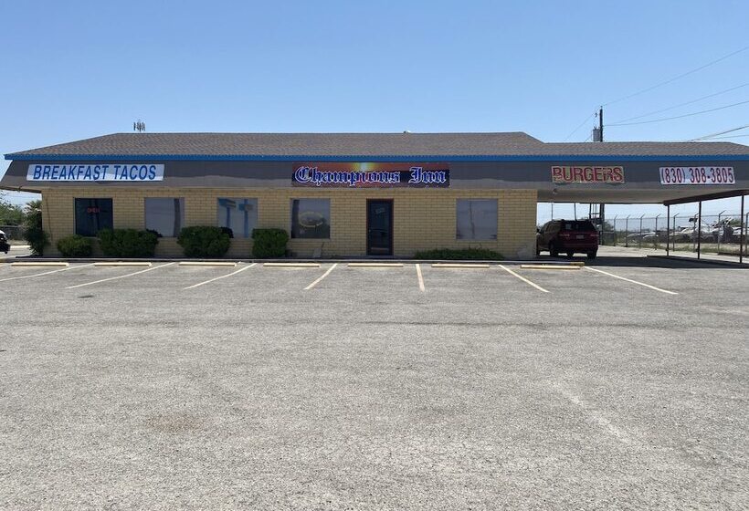 汽车旅馆  Champions Inn