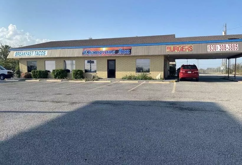 Motelli Champions Inn