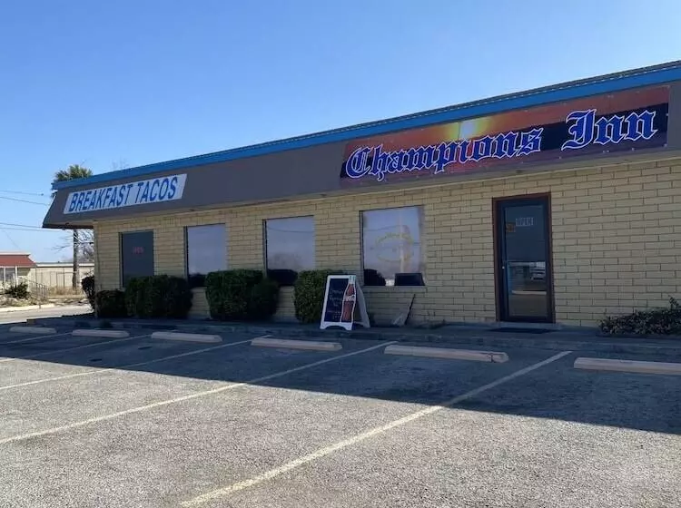 Motelli Champions Inn