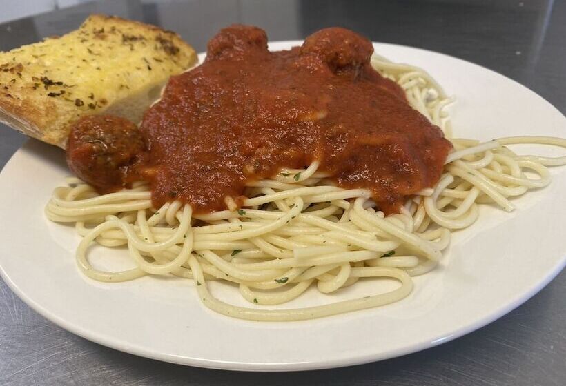 汽车旅馆  Champions Inn