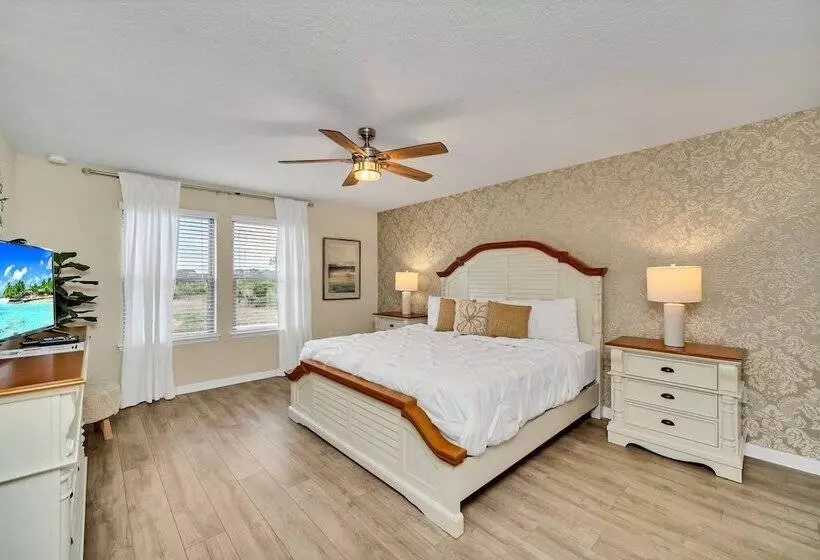 Private Conservation View With Theme Rooms And Beautiful Pool Area, Perfect For Families #5st4591