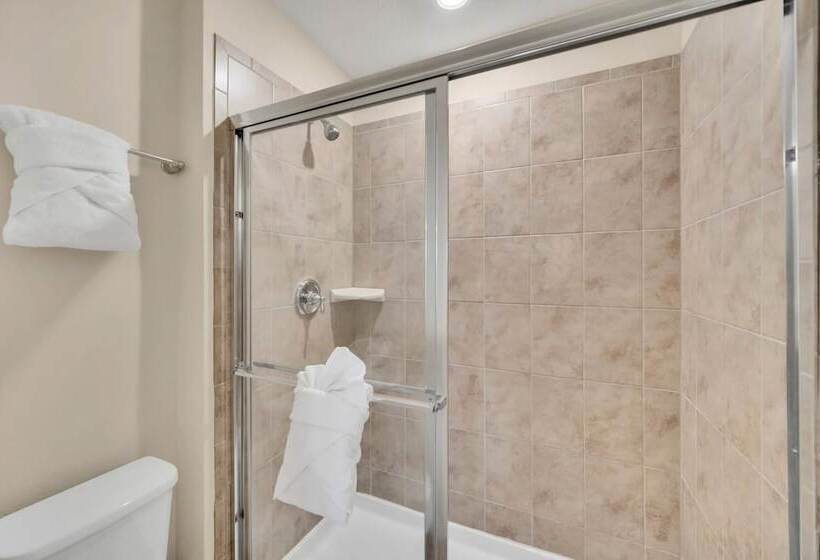 Private Conservation View With Theme Rooms And Beautiful Pool Area, Perfect For Families #5st4591