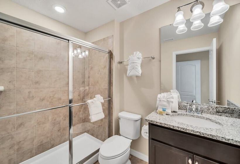 Private Conservation View With Theme Rooms And Beautiful Pool Area, Perfect For Families #5st4591