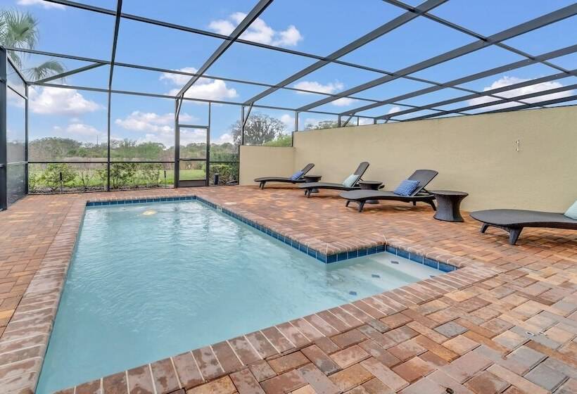 Private Conservation View With Theme Rooms And Beautiful Pool Area, Perfect For Families #5st4591