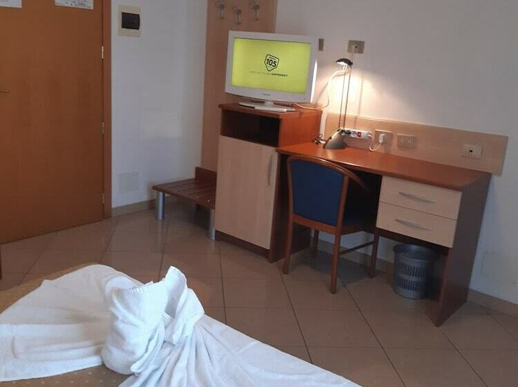 فندق فئة نجمة واحدة Nuovo Sole Hns