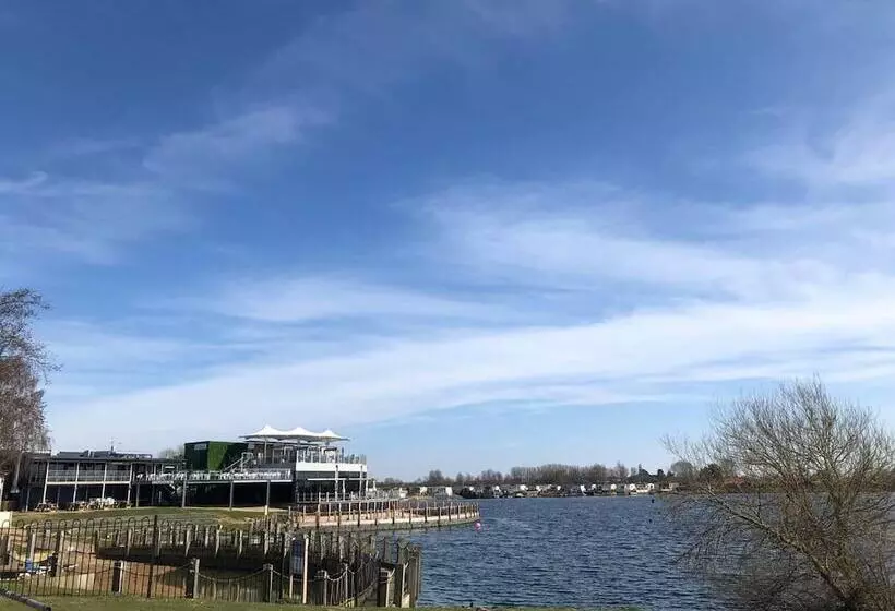 ホテル Lovely 3 Bed Caravan With Hot Tub In Lincolnshire