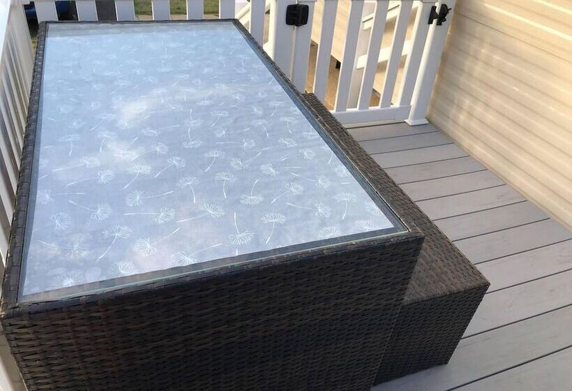 فندق Lovely 3 Bed Caravan With Hot Tub In Lincolnshire