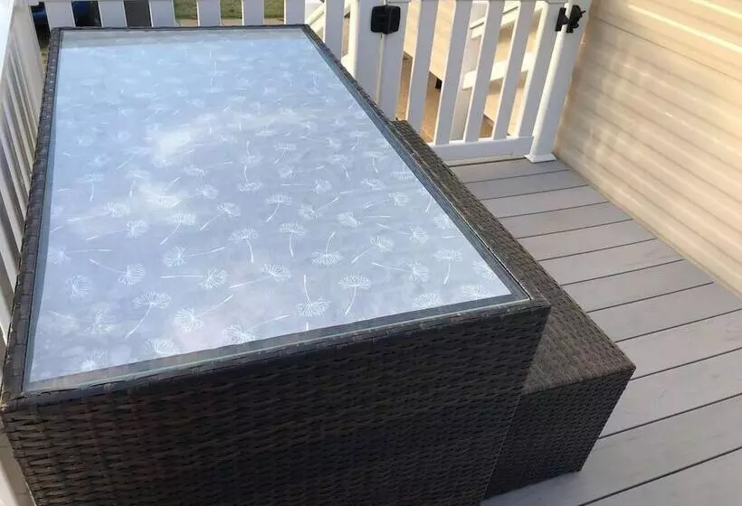 ホテル Lovely 3 Bed Caravan With Hot Tub In Lincolnshire