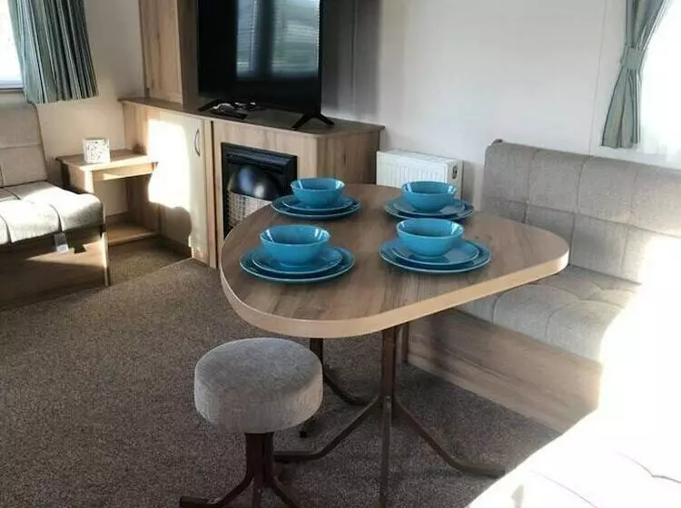 ホテル Lovely 3 Bed Caravan With Hot Tub In Lincolnshire