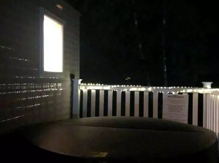 ホテル Lovely 3 Bed Caravan With Hot Tub In Lincolnshire