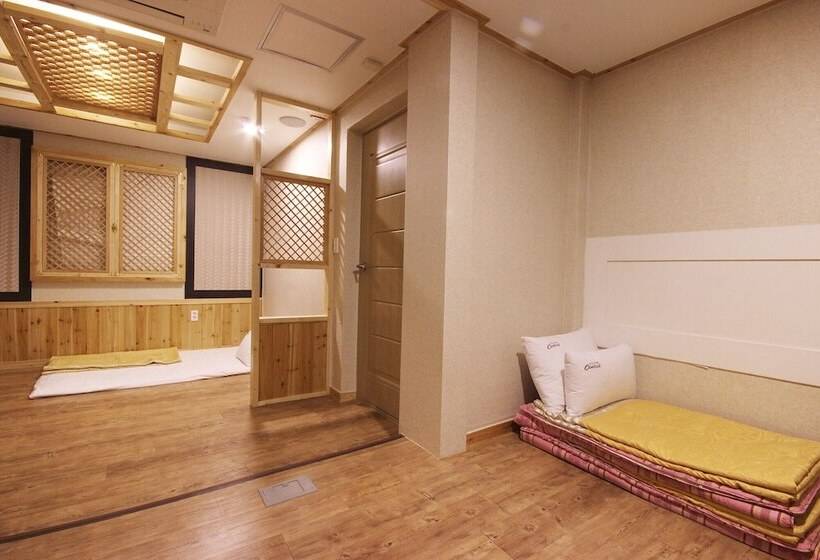 Motel Andong Central