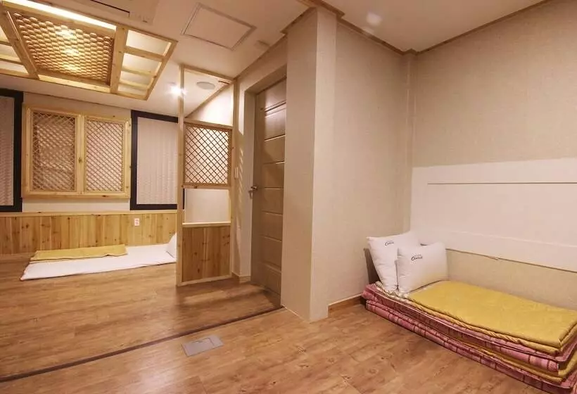 モーテル Andong Central