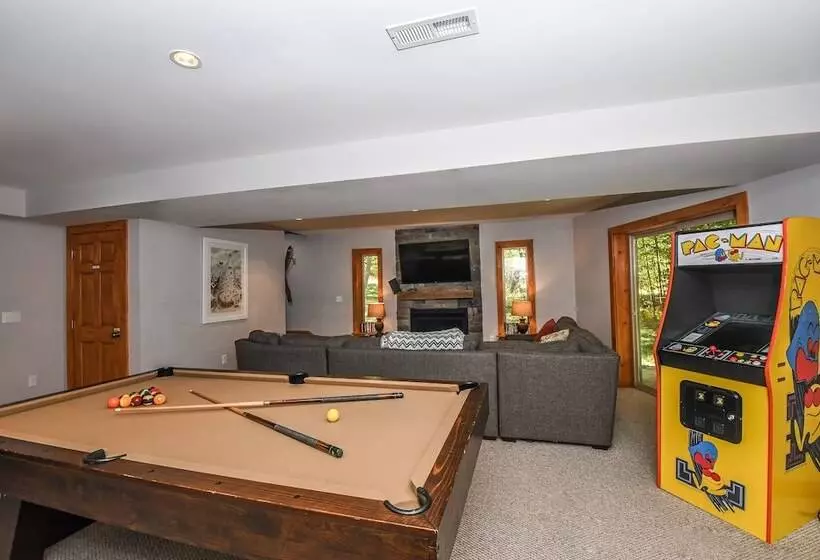 Mountain Crest Villa