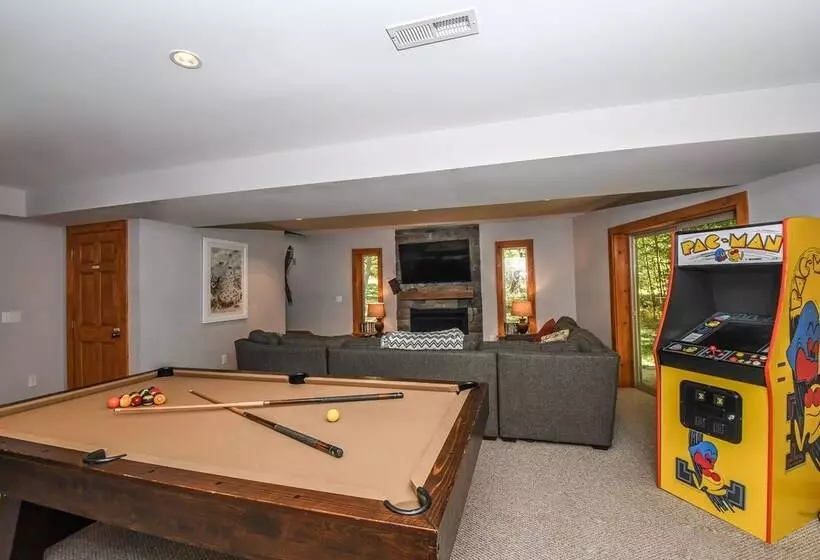 Mountain Crest Villa