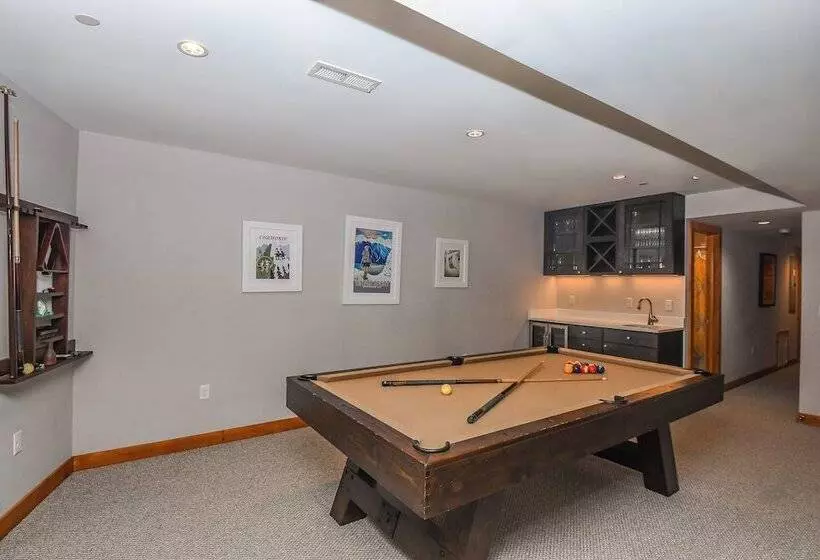 Mountain Crest Villa
