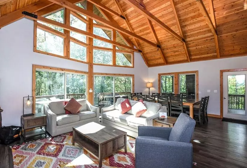 Mountain Crest Villa