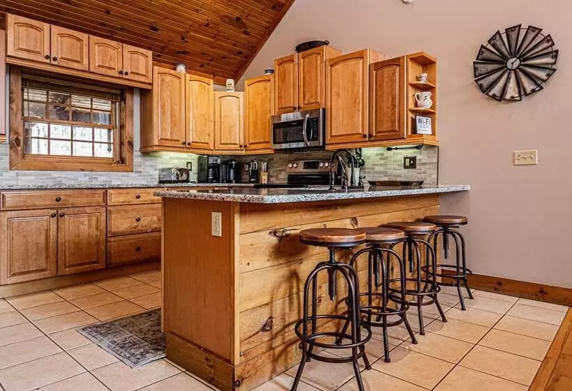 Rock Lodge Cabin