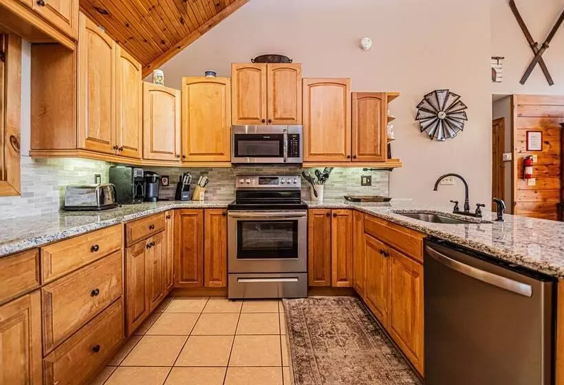Rock Lodge Cabin