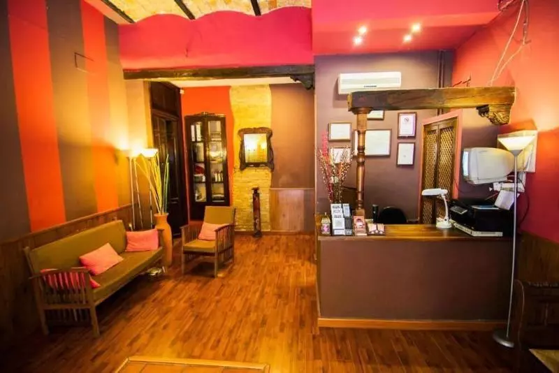 Arteaga Hostal & Banos Arabes Elvira