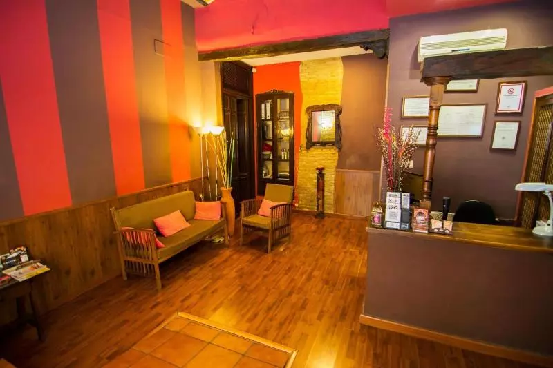 Arteaga Hostal & Banos Arabes Elvira