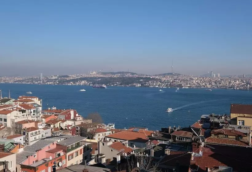 Cheya Gumussuyu Residence