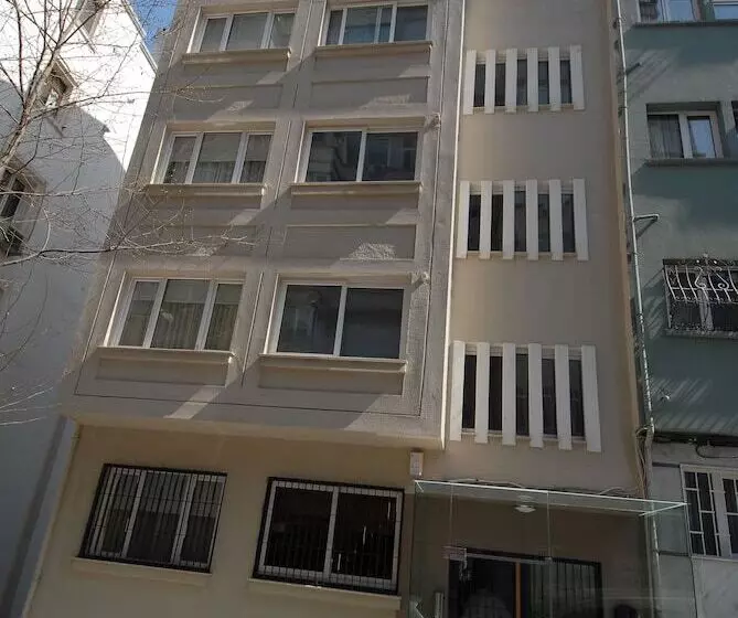 Cheya Gumussuyu Residence