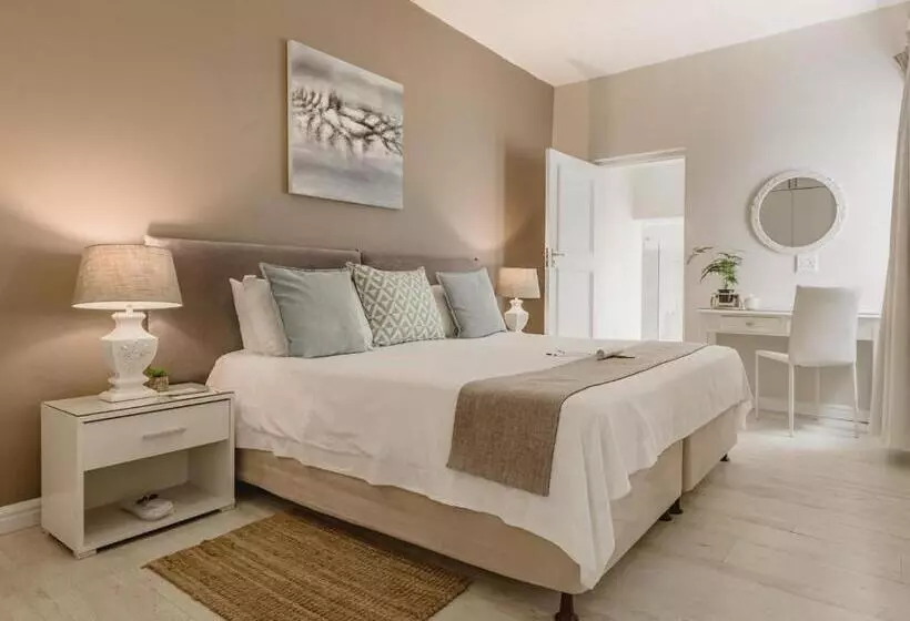 Cottage Pie By Robberg