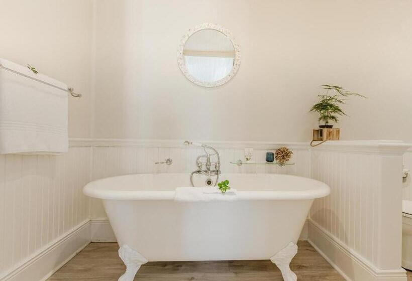 Cottage Pie By Robberg