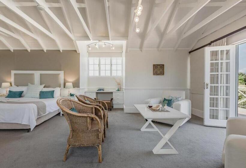 Cottage Pie By Robberg