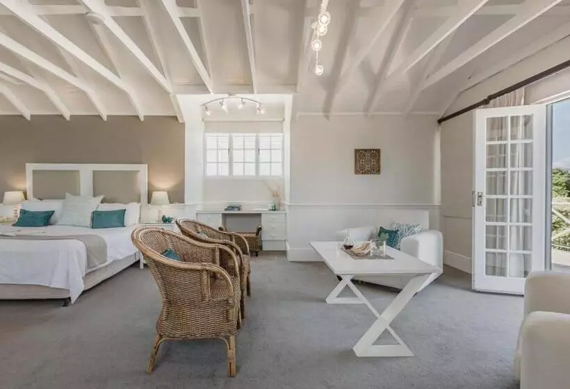 Cottage Pie By Robberg