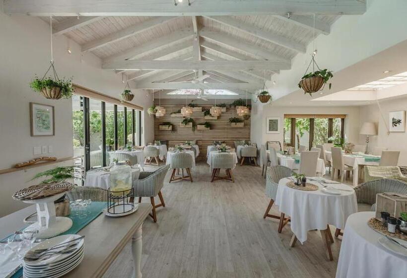 Cottage Pie By Robberg