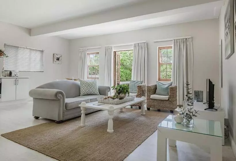 Cottage Pie By Robberg