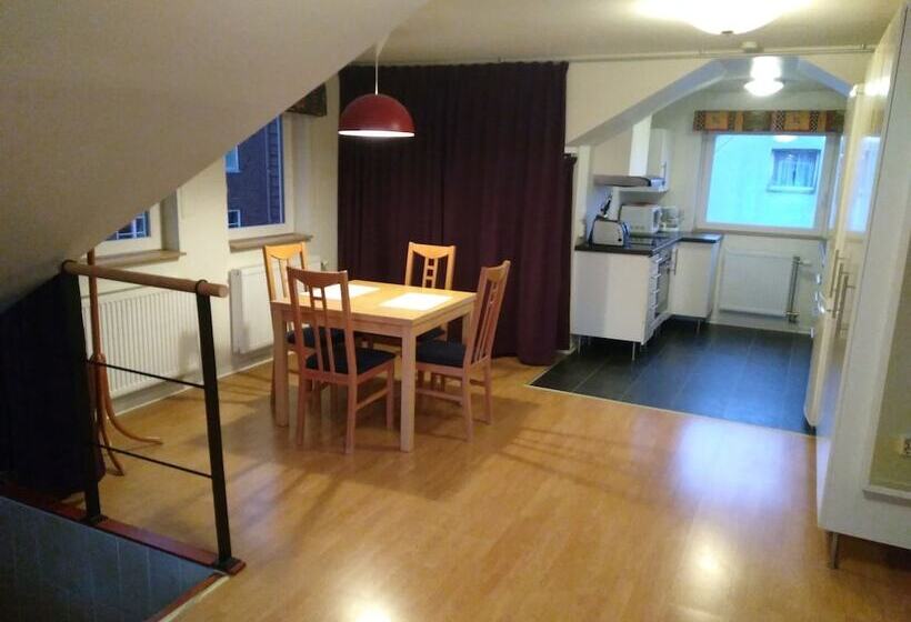 Honeymoon Seaview Apartment