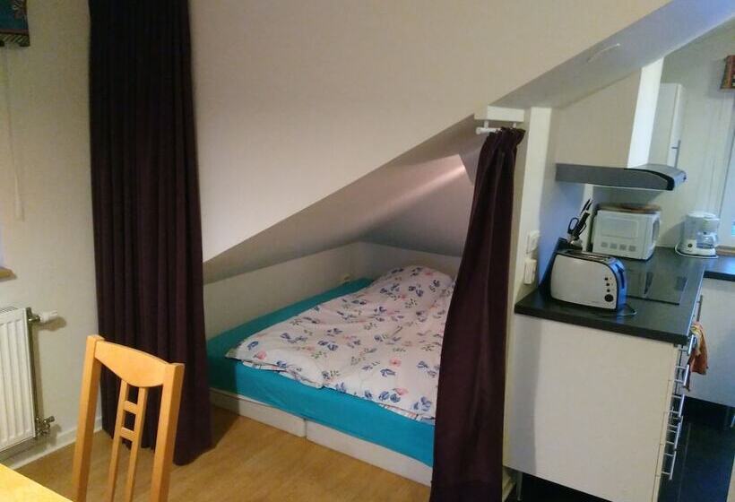 Honeymoon Seaview Apartment