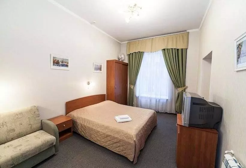 هتل Amulet On Malaya Morskaya Guest House