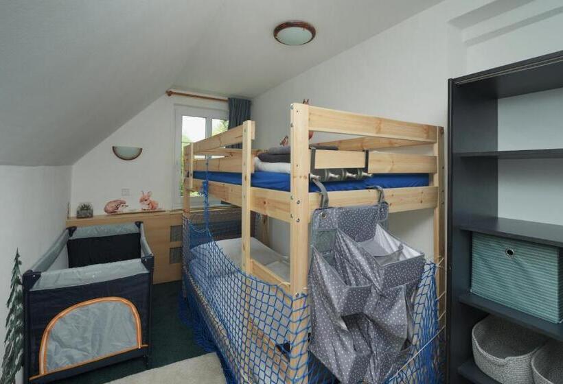 ホテル Astoria Inn