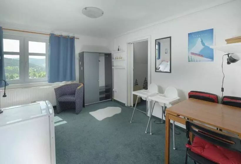 ホテル Astoria Inn