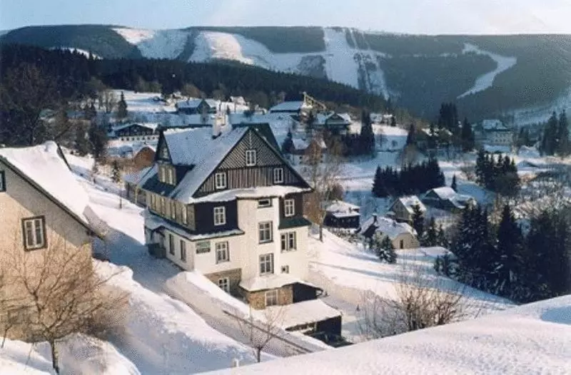 ホテル Astoria Inn