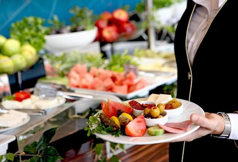 ホテル Buyuk Saruhan