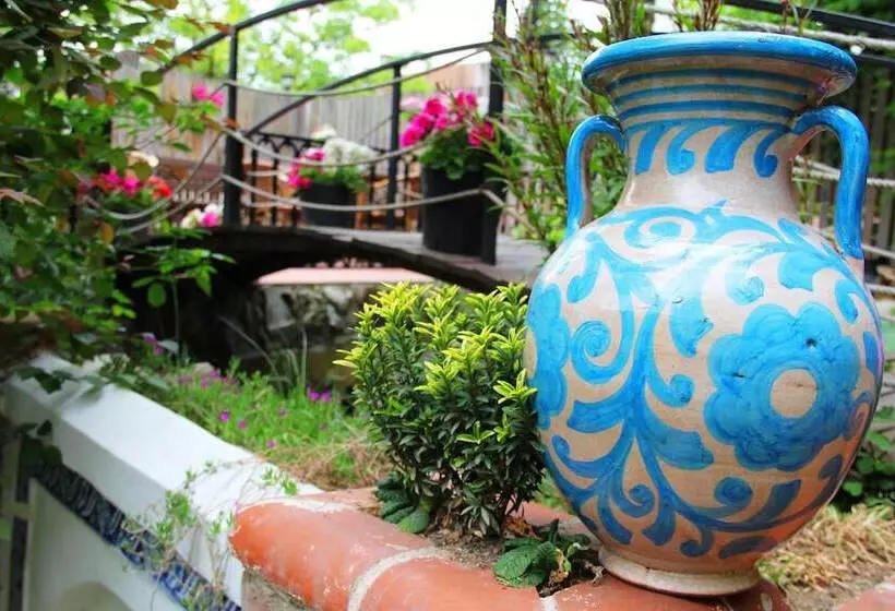 Hotelli Istanbul Garden Suite