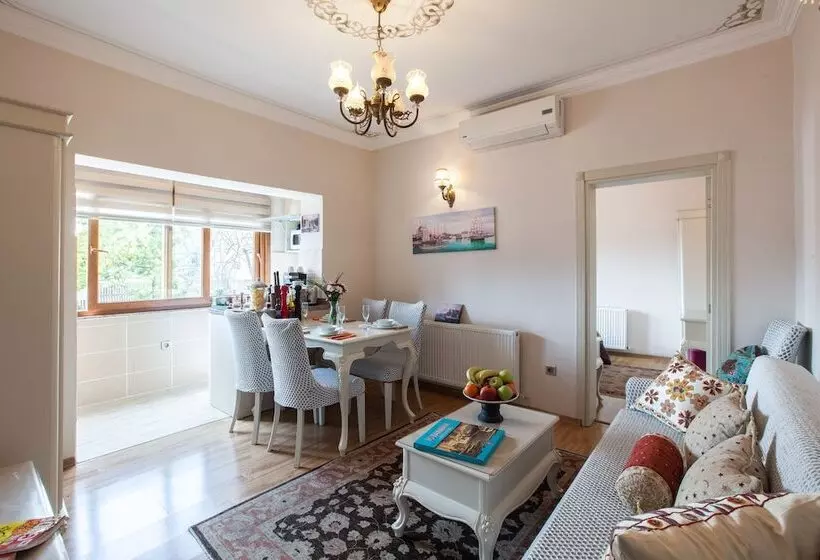 Hotelli Istanbul Garden Suite