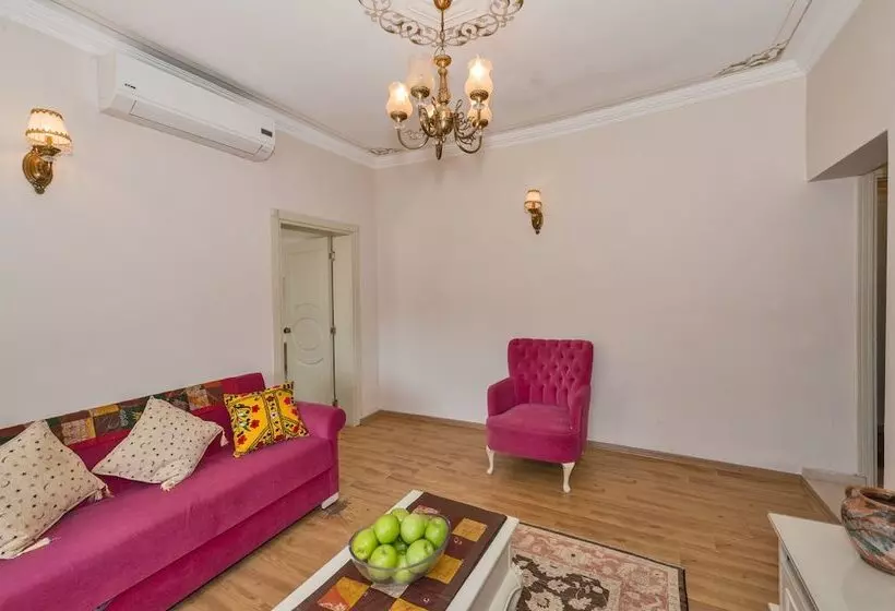 Hotelli Istanbul Garden Suite