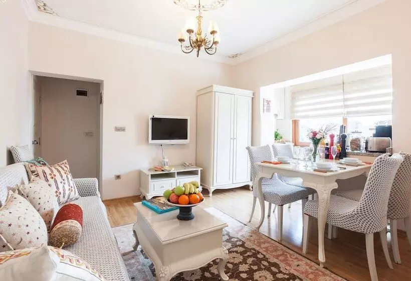 Hotelli Istanbul Garden Suite