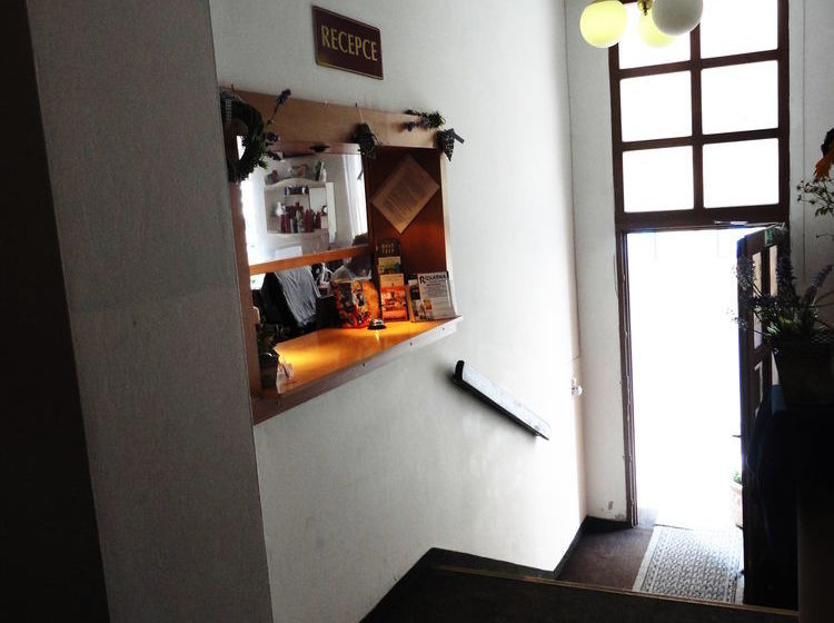 فندق Jizera Karlovy Vary