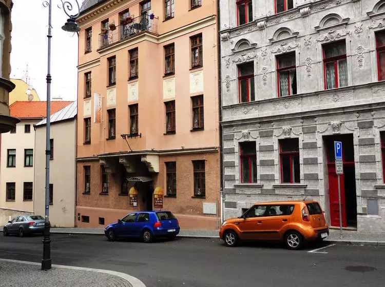 호텔 Jizera Karlovy Vary