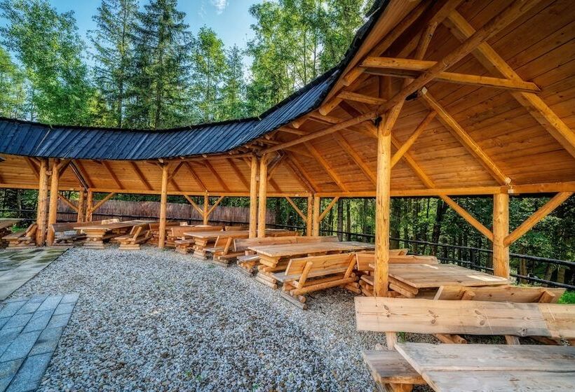 Hotelli Kompleks Antałówka Termy & Med