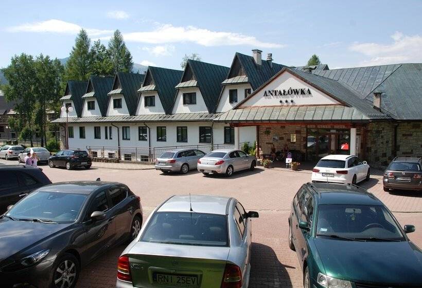 Hotelli Kompleks Antałówka Termy & Med