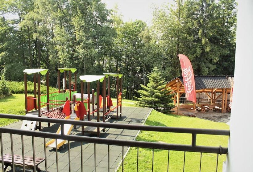 Hotelli Kompleks Antałówka Termy & Med