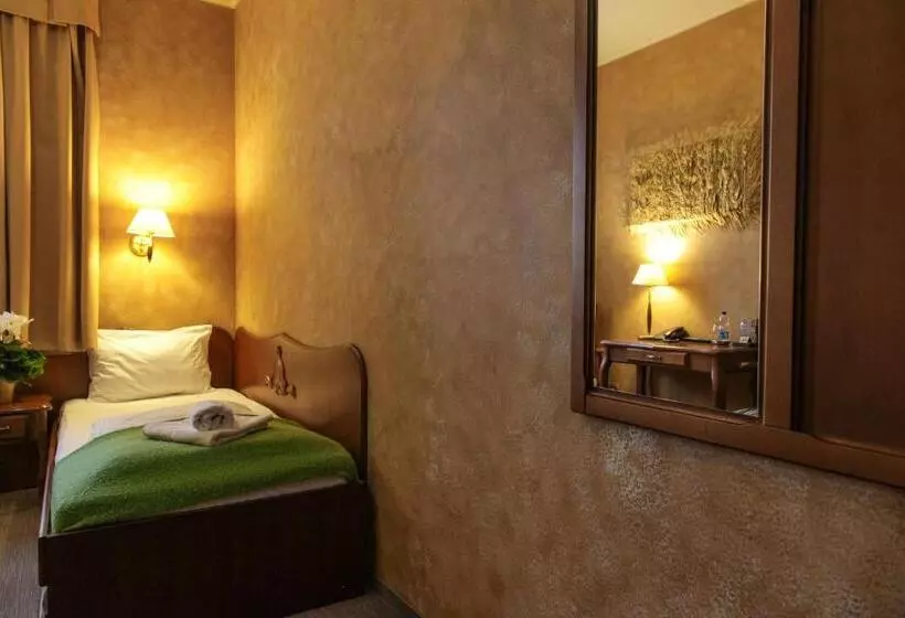 ホテル Księcia Józefa